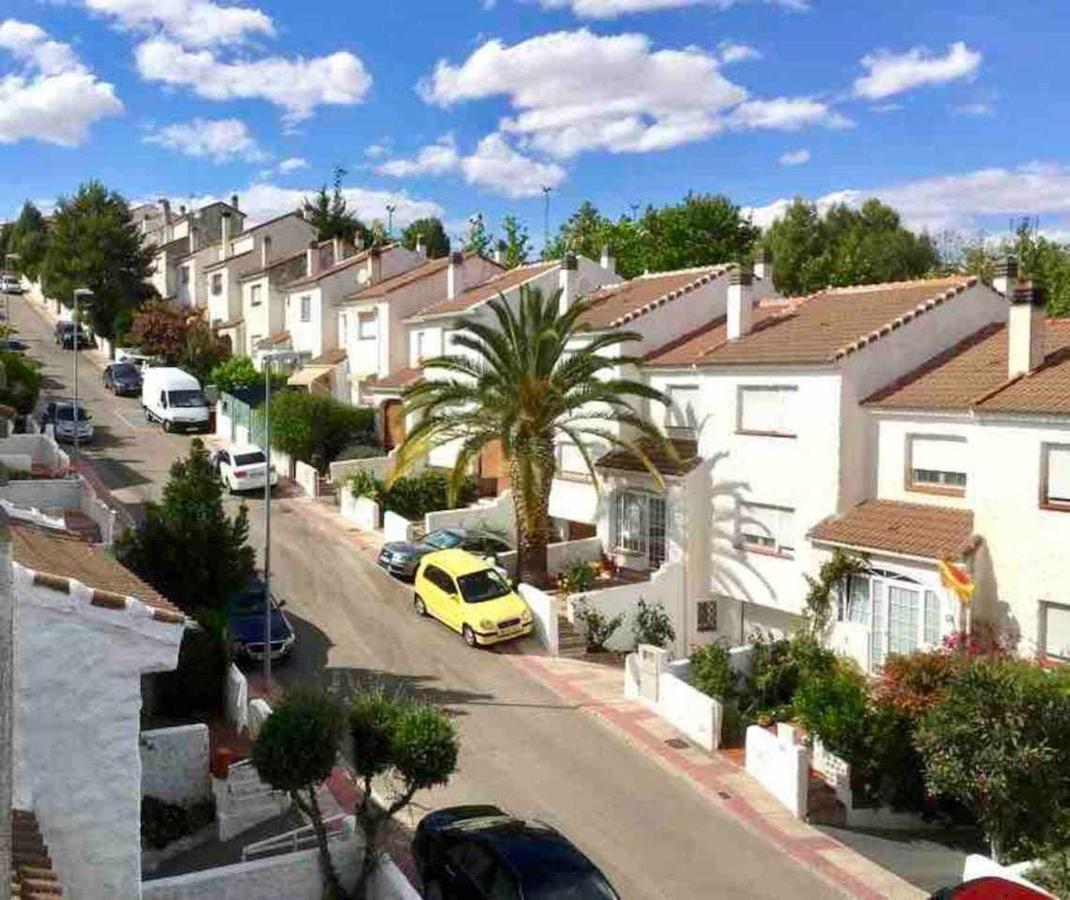 Olías del ReyLilo 30, Only Families, Puy Du Fou别墅 外观 照片
